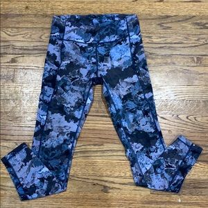 Brand New Lululemon pants size 8
